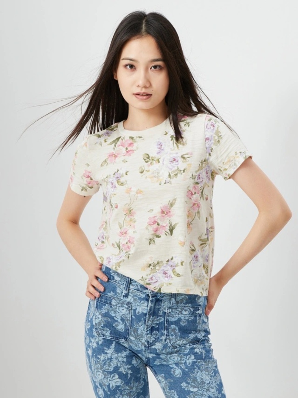 GAP x Love Shack Fancy Cream Floral Short Sleeve Crewneck cotton Top